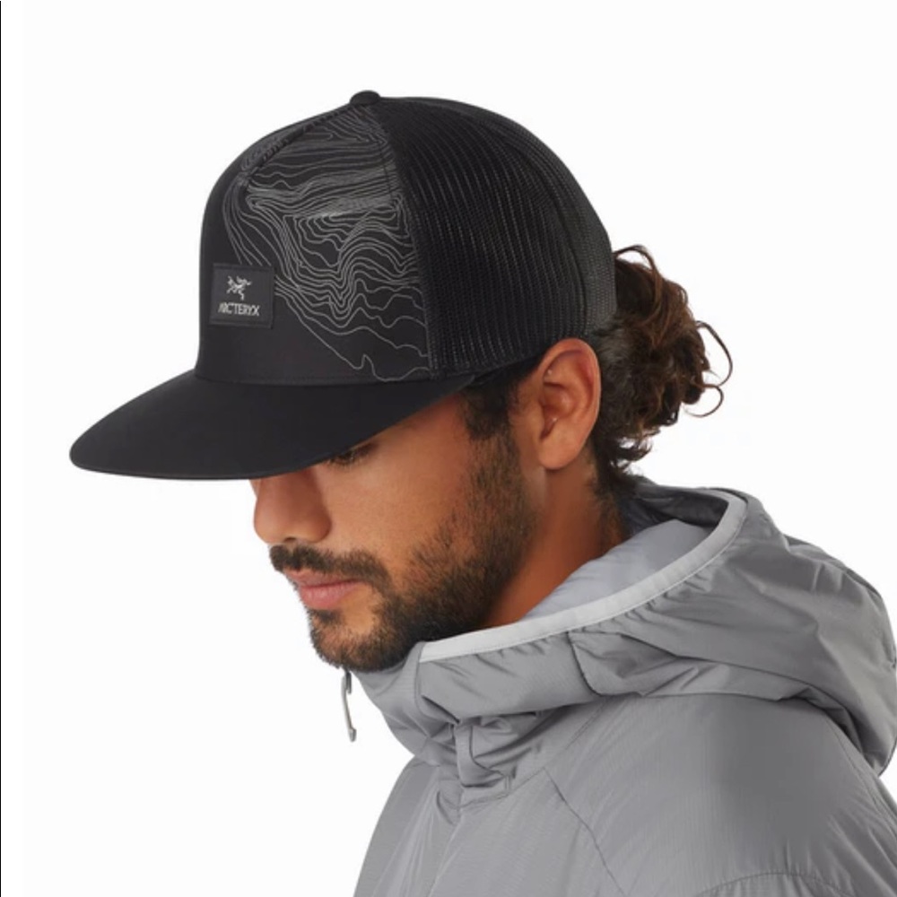 Topographical design mesh back adj trucker hat cap